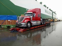 Taryfy celne. Ciężarówka przetransportowana przez BBA Transport System z USA do Polski.