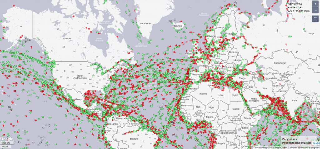 Transport z USA ilość statków cargo mapa satelitarna